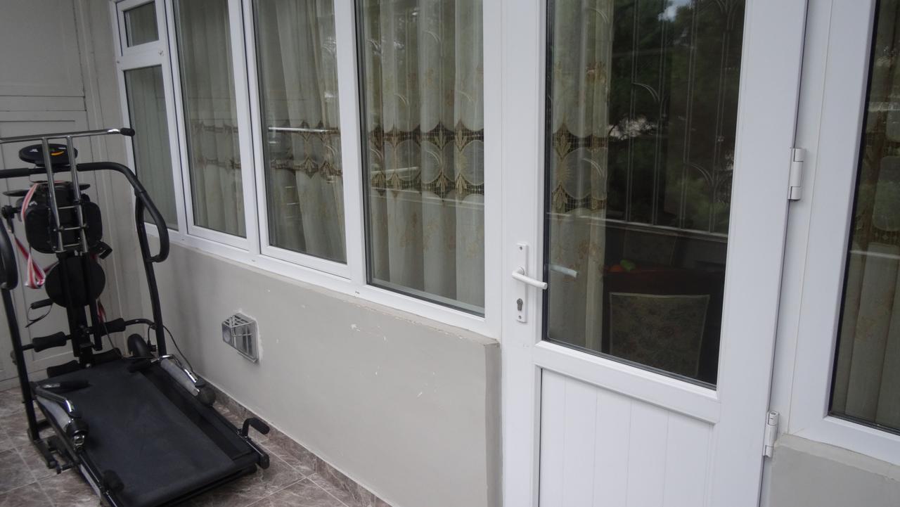 Apartment Vake-Saburtalo Tbilisi Exterior foto